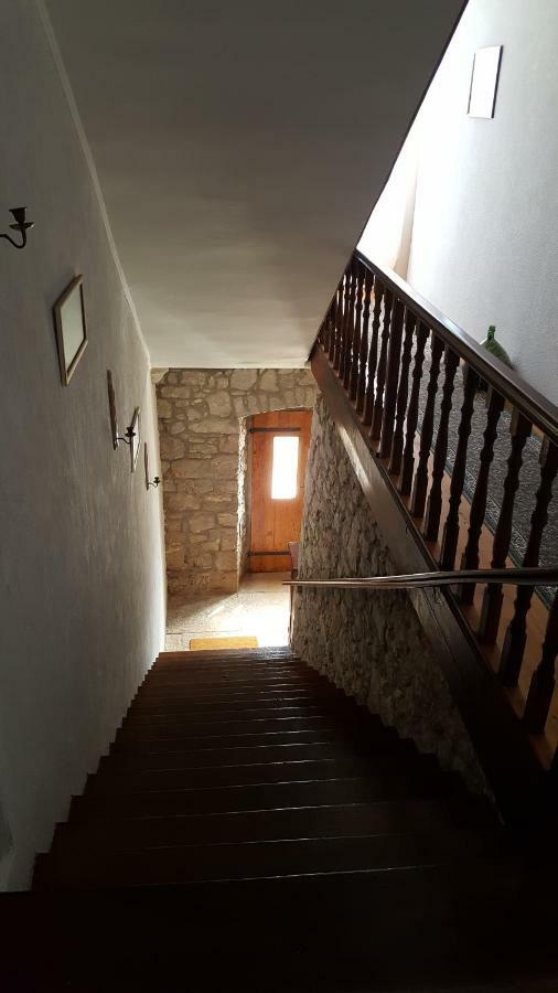 Palac - Giordano Valun Extérieur photo